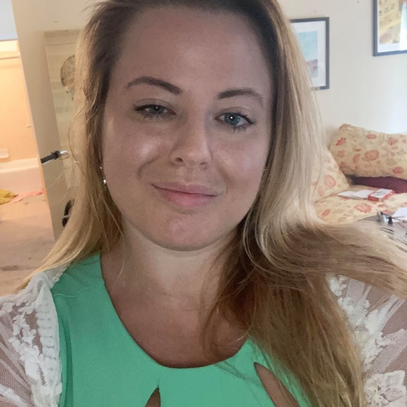 Meet your Posher, Brittany - Picture 1 of 1